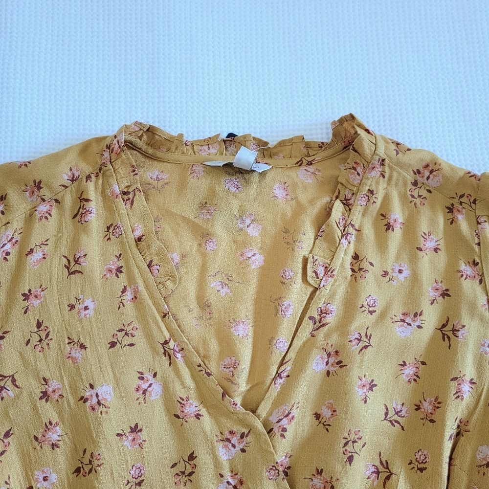 Lucky🍀 Brand Floral💐 Marigold Faux SurpliceTop - Picture 3 of 16